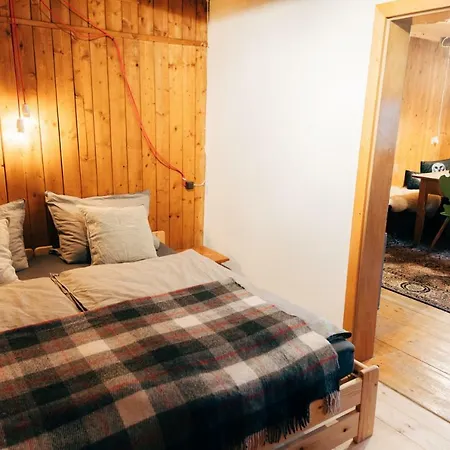 Zauberhuette * Oberau