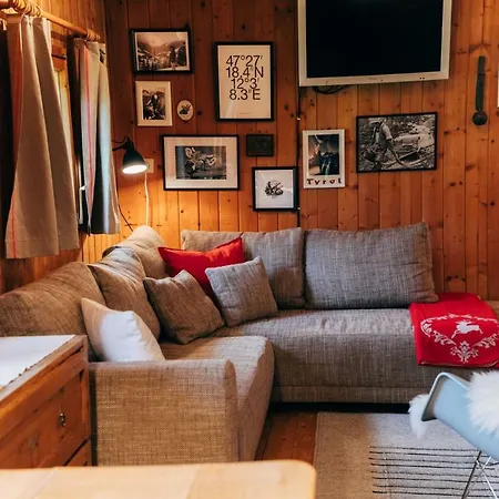 Zauberhuette * Oberau